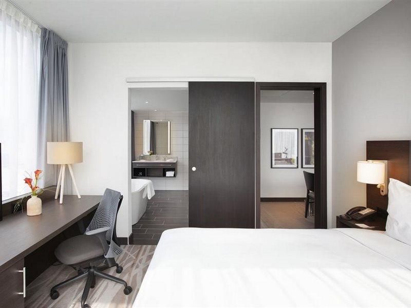 Hilton Garden Inn Zurich Limmattal Spreitenbach Exterior photo